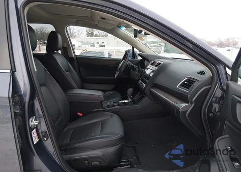 2017 Subaru Outback 3.6R Limited z USA, uszkodzony, nr VIN 4S4BSENC3H3373459